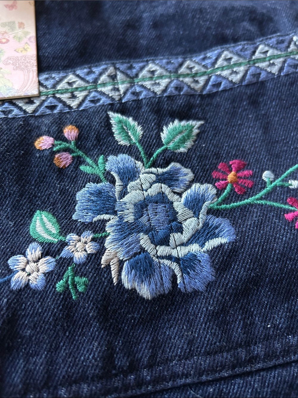 Johnny Was Taymia Embroidered Denim Apron - Picture 9 of 14